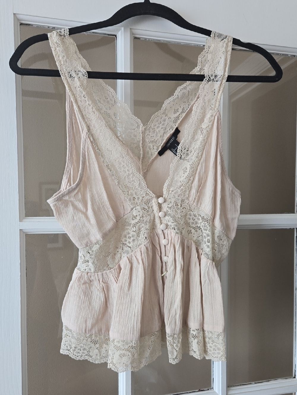 Forever 21 Cream Lace Detail Tank